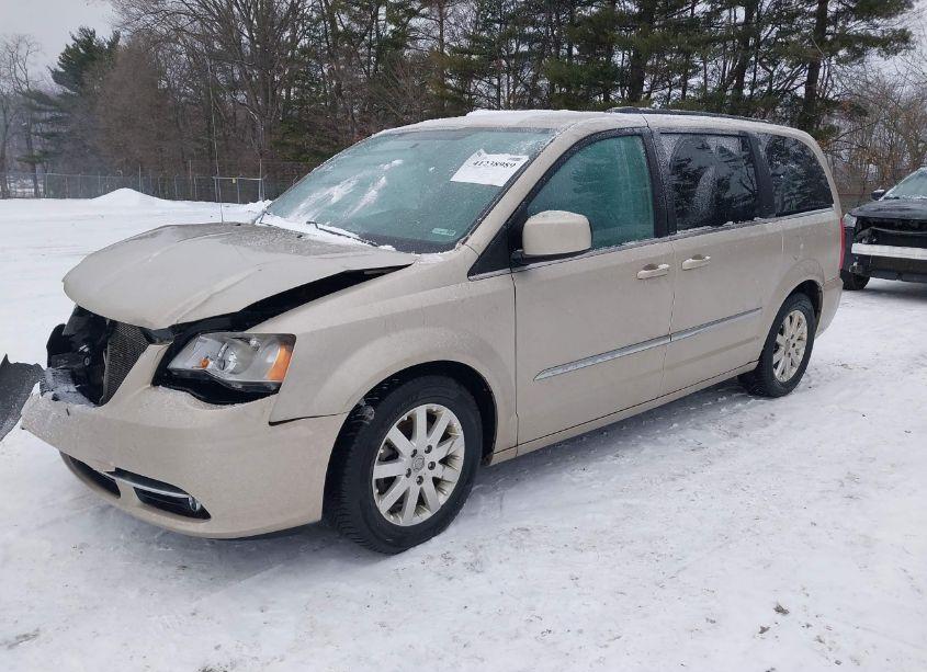 Photo 2 of 2013 Chrysler Town & COUNTRY TOURING (VIN 2C4RC1BG8DR743001)