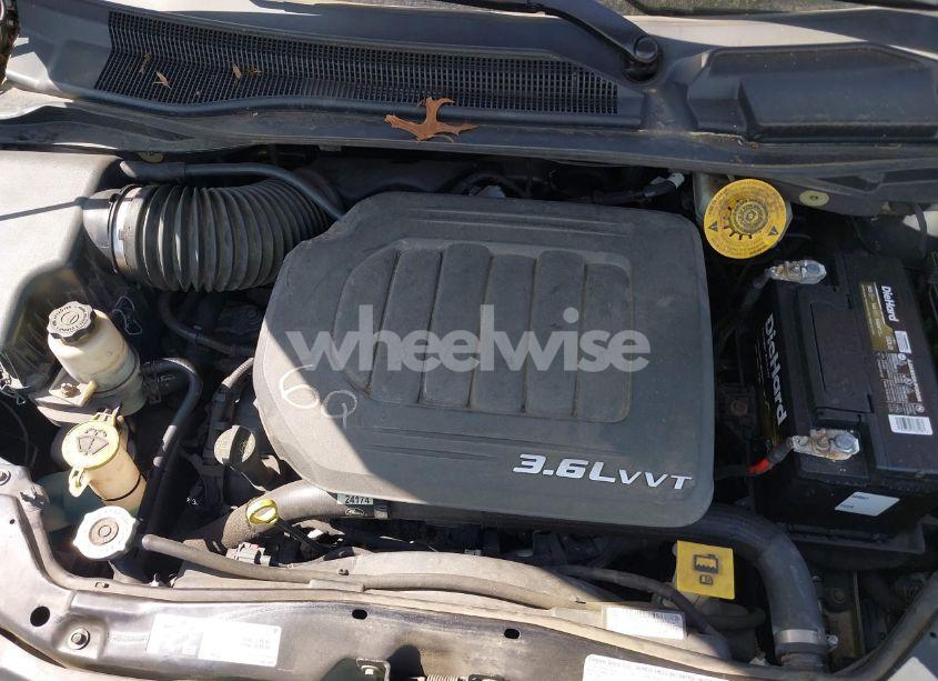 Photo 10 of 2013 Chrysler Town & COUNTRY TOURING (VIN 2C4RC1BG8DR774619)