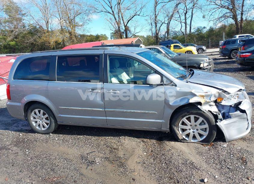 Photo 13 of 2013 Chrysler Town & COUNTRY TOURING (VIN 2C4RC1BG8DR775222)