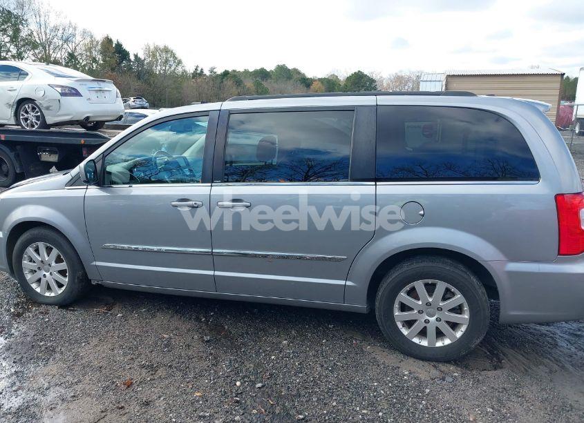 Photo 14 of 2013 Chrysler Town & COUNTRY TOURING (VIN 2C4RC1BG8DR775222)