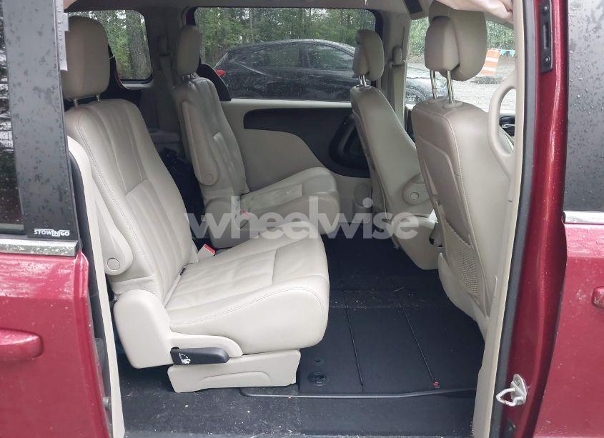 Photo 8 of 2013 Chrysler Town & COUNTRY TOURING (VIN 2C4RC1BG8DR793378)