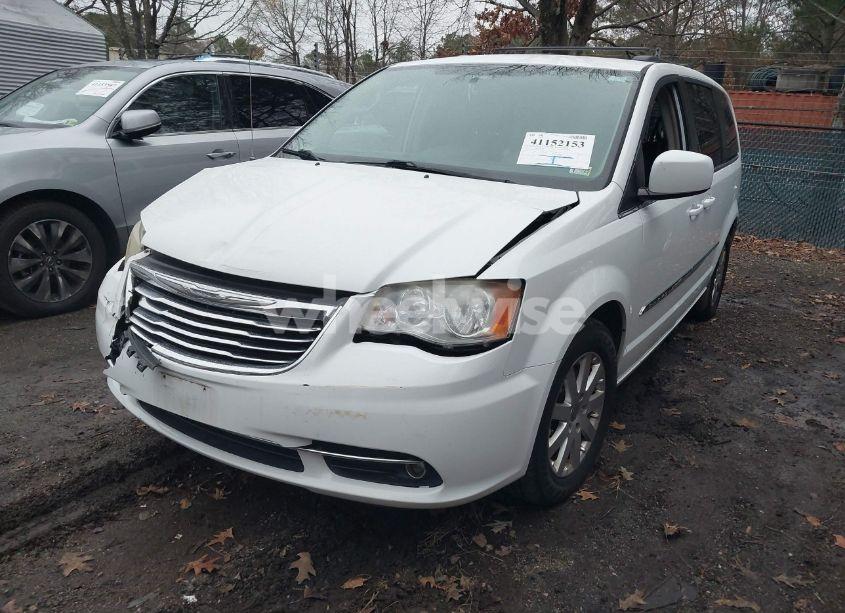 Photo 2 of 2014 Chrysler Town & COUNTRY TOURING (VIN 2C4RC1BG8ER124092)