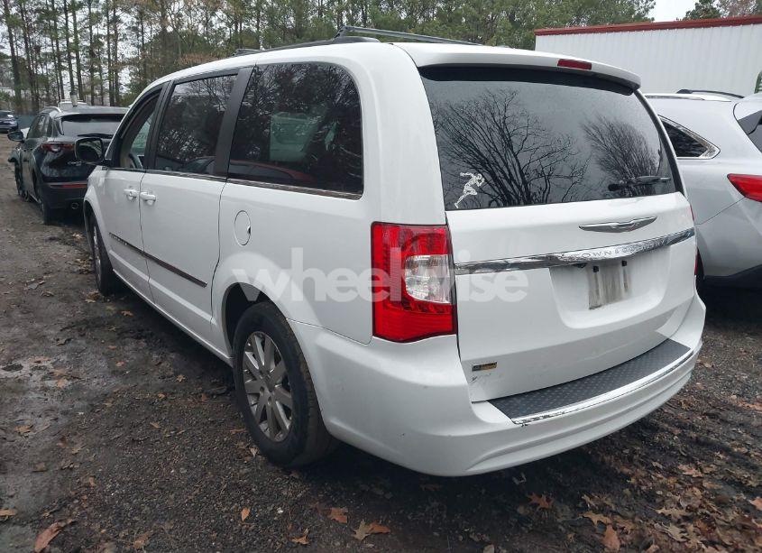 Photo 3 of 2014 Chrysler Town & COUNTRY TOURING (VIN 2C4RC1BG8ER124092)