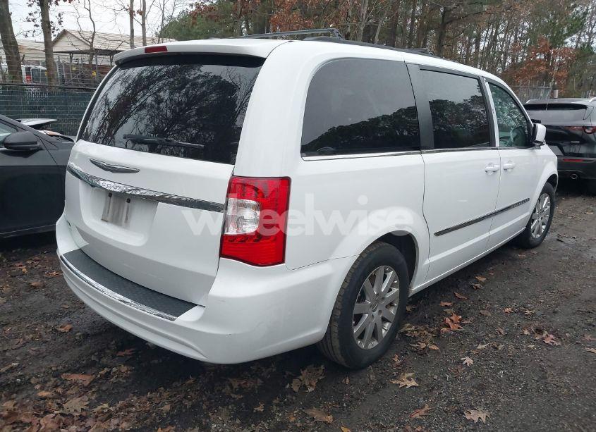 Photo 4 of 2014 Chrysler Town & COUNTRY TOURING (VIN 2C4RC1BG8ER124092)