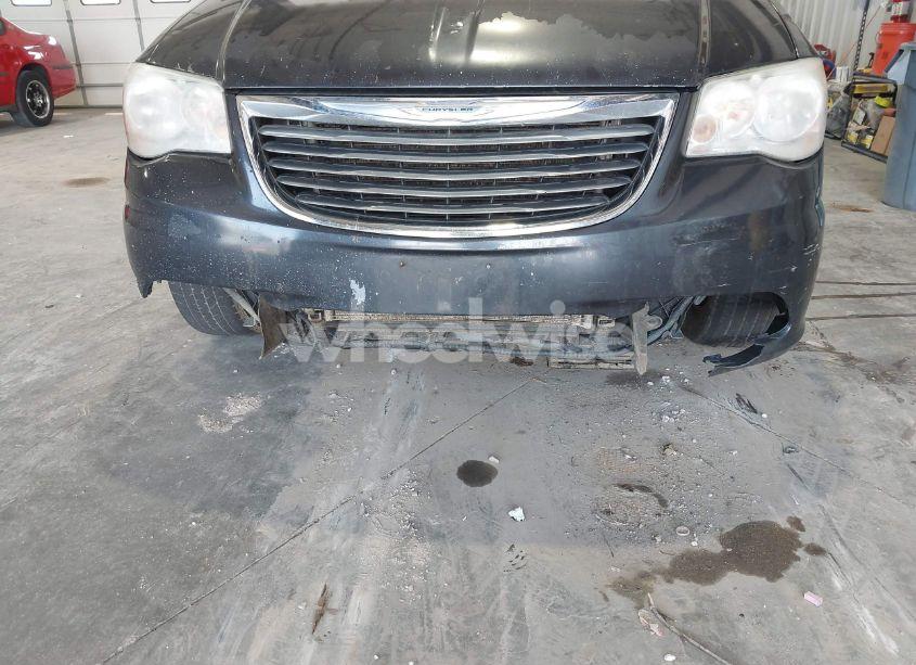 Photo 6 of 2014 Chrysler Town & COUNTRY TOURING (VIN 2C4RC1BG8ER132158)