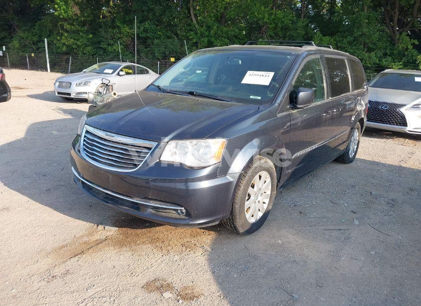 Photo 2 of 2014 Chrysler Town & COUNTRY TOURING (VIN 2C4RC1BG8ER144469)