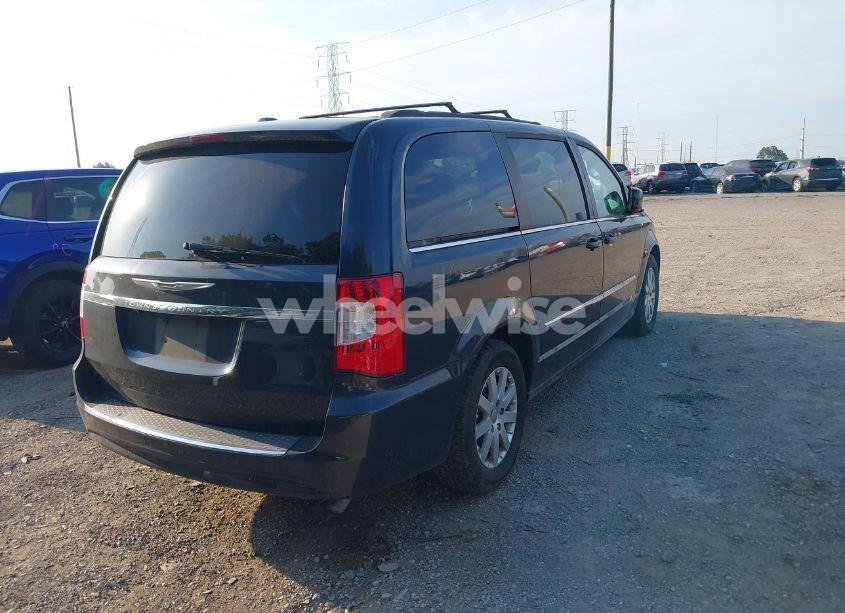 Photo 4 of 2014 Chrysler Town & COUNTRY TOURING (VIN 2C4RC1BG8ER144469)