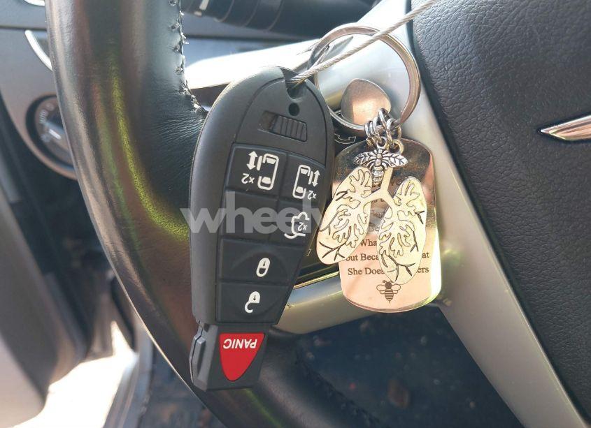 Photo 11 of 2014 Chrysler Town & COUNTRY TOURING (VIN 2C4RC1BG8ER163961)