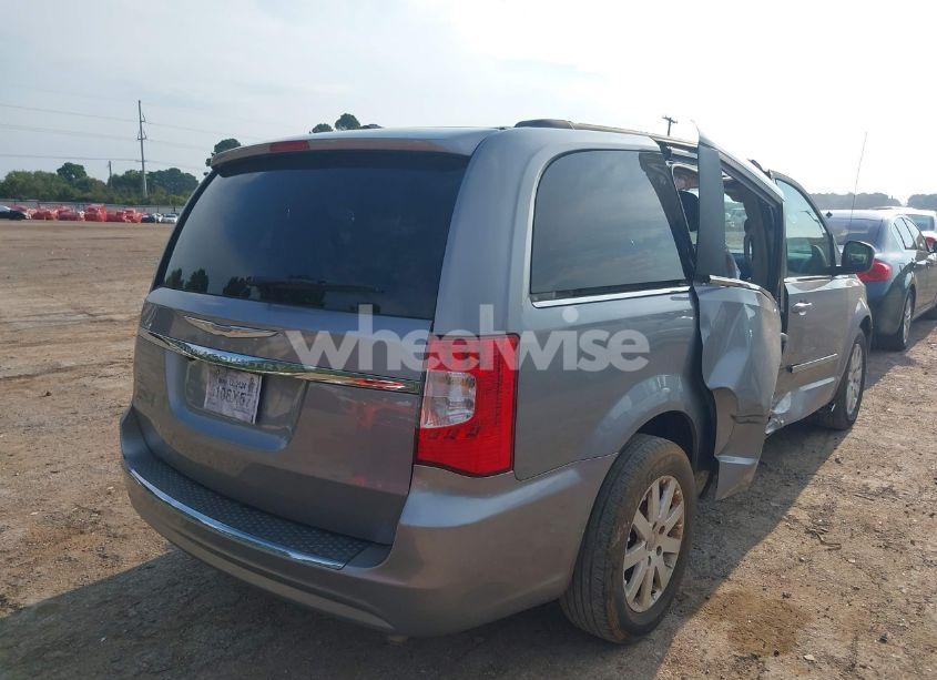 Photo 4 of 2014 Chrysler Town & COUNTRY TOURING (VIN 2C4RC1BG8ER163961)