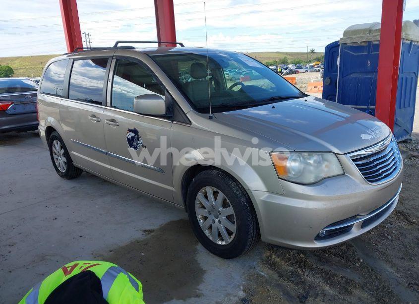 2014 Chrysler Town & COUNTRY TOURING (VIN 2C4RC1BG8ER258875) main photo