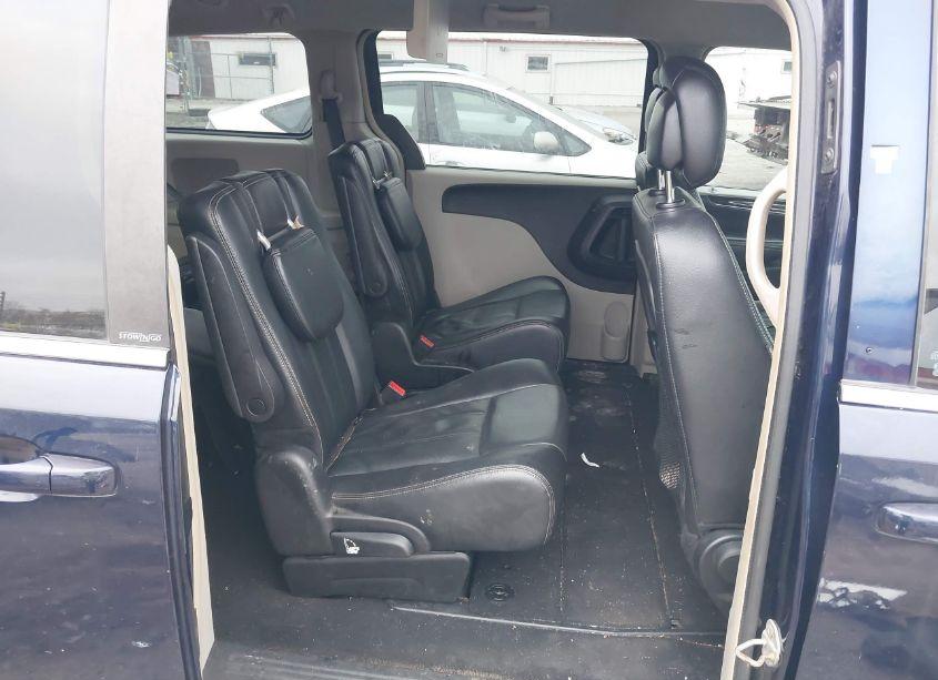 Photo 8 of 2014 Chrysler Town & COUNTRY TOURING (VIN 2C4RC1BG8ER294016)