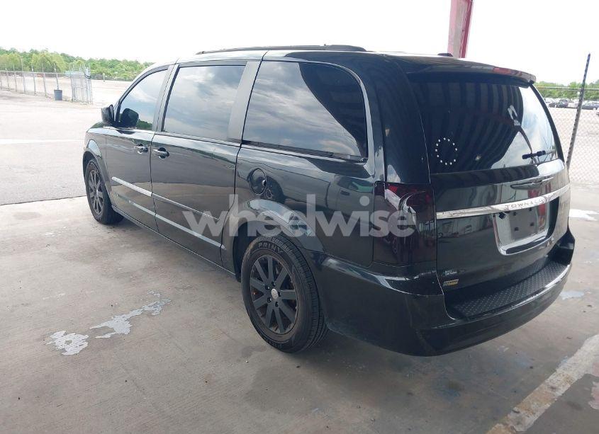 Photo 3 of 2014 Chrysler Town & COUNTRY TOURING (VIN 2C4RC1BG8ER296073)