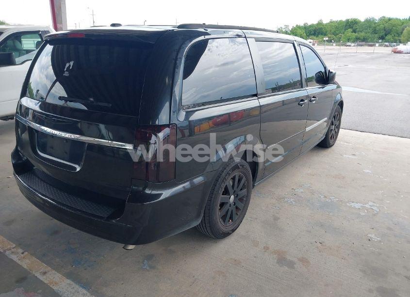 Photo 4 of 2014 Chrysler Town & COUNTRY TOURING (VIN 2C4RC1BG8ER296073)