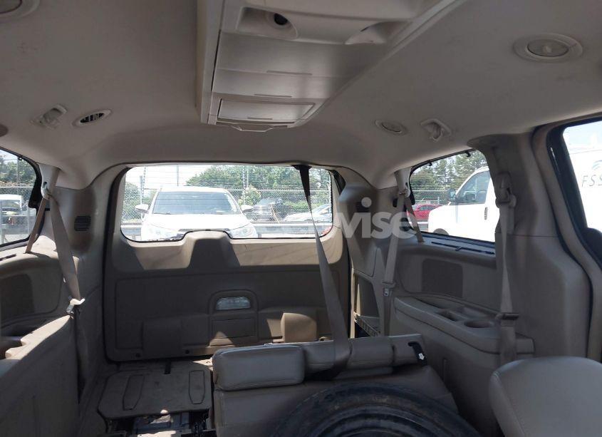 Photo 8 of 2014 Chrysler Town & COUNTRY TOURING (VIN 2C4RC1BG8ER307458)