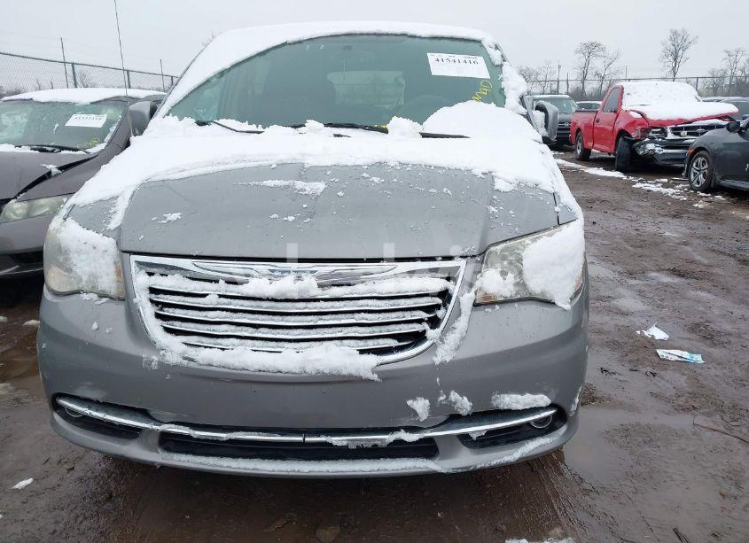 Photo 13 of 2014 Chrysler Town & COUNTRY TOURING (VIN 2C4RC1BG8ER326494)