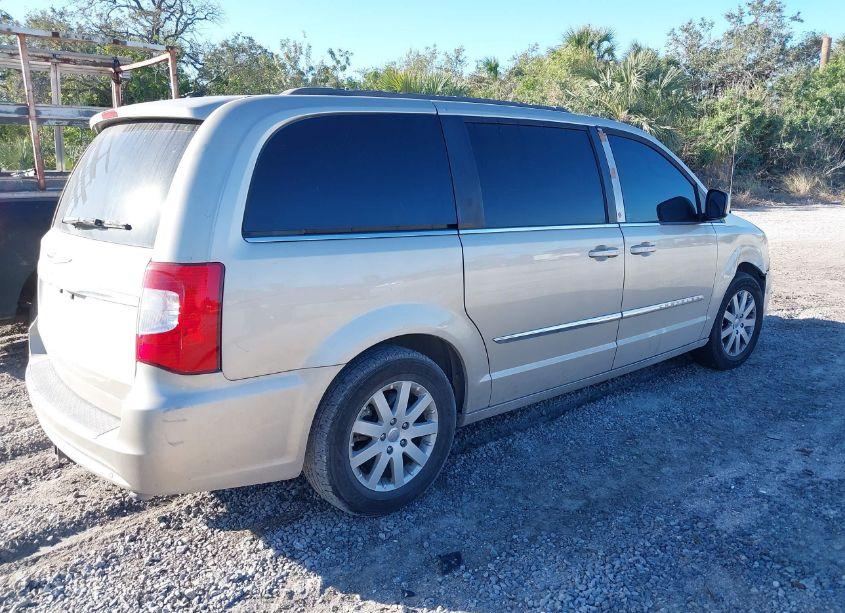 Photo 4 of 2014 Chrysler Town & COUNTRY TOURING (VIN 2C4RC1BG8ER336507)