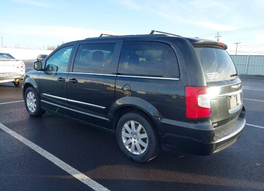 Photo 3 of 2014 Chrysler Town & COUNTRY TOURING (VIN 2C4RC1BG8ER343330)