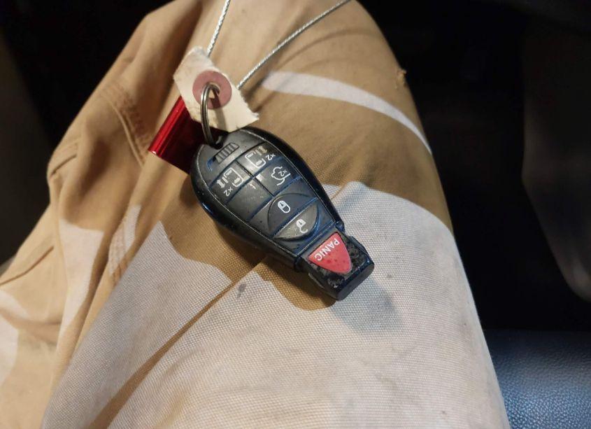 Photo 11 of 2014 Chrysler Town & COUNTRY TOURING (VIN 2C4RC1BG8ER397176)