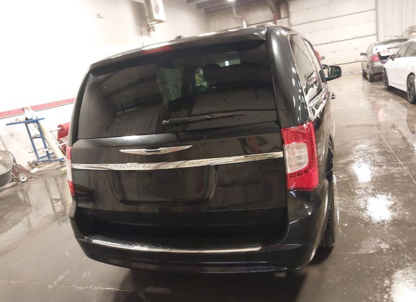 Photo 16 of 2014 Chrysler Town & COUNTRY TOURING (VIN 2C4RC1BG8ER397176)