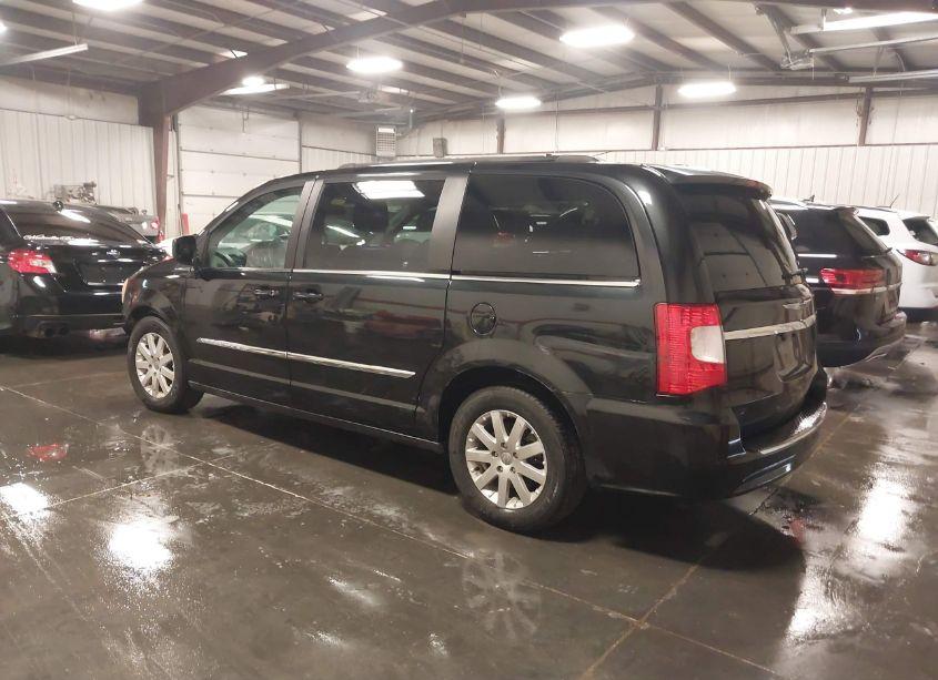 Photo 3 of 2014 Chrysler Town & COUNTRY TOURING (VIN 2C4RC1BG8ER397176)