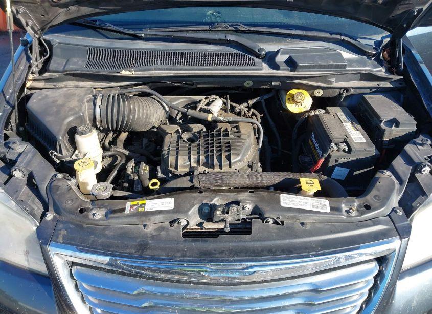 Photo 10 of 2014 Chrysler Town & COUNTRY TOURING (VIN 2C4RC1BG8ER403283)