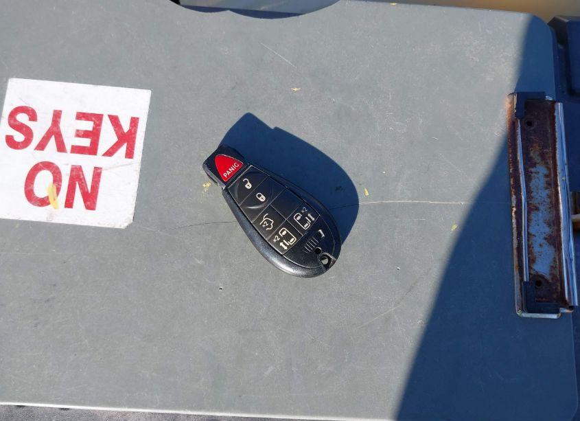 Photo 11 of 2014 Chrysler Town & COUNTRY TOURING (VIN 2C4RC1BG8ER403283)