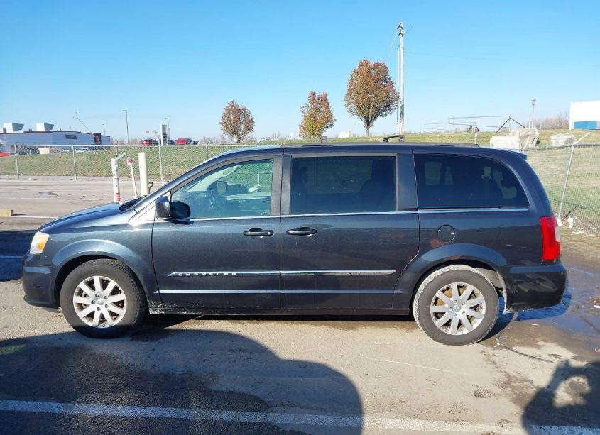 Photo 14 of 2014 Chrysler Town & COUNTRY TOURING (VIN 2C4RC1BG8ER403283)