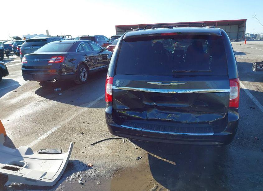 Photo 16 of 2014 Chrysler Town & COUNTRY TOURING (VIN 2C4RC1BG8ER403283)