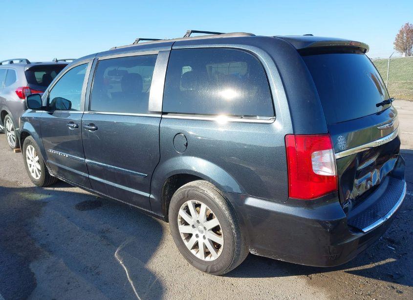 Photo 3 of 2014 Chrysler Town & COUNTRY TOURING (VIN 2C4RC1BG8ER403283)