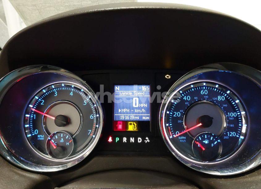 Photo 7 of 2014 Chrysler Town & COUNTRY TOURING (VIN 2C4RC1BG8ER403932)