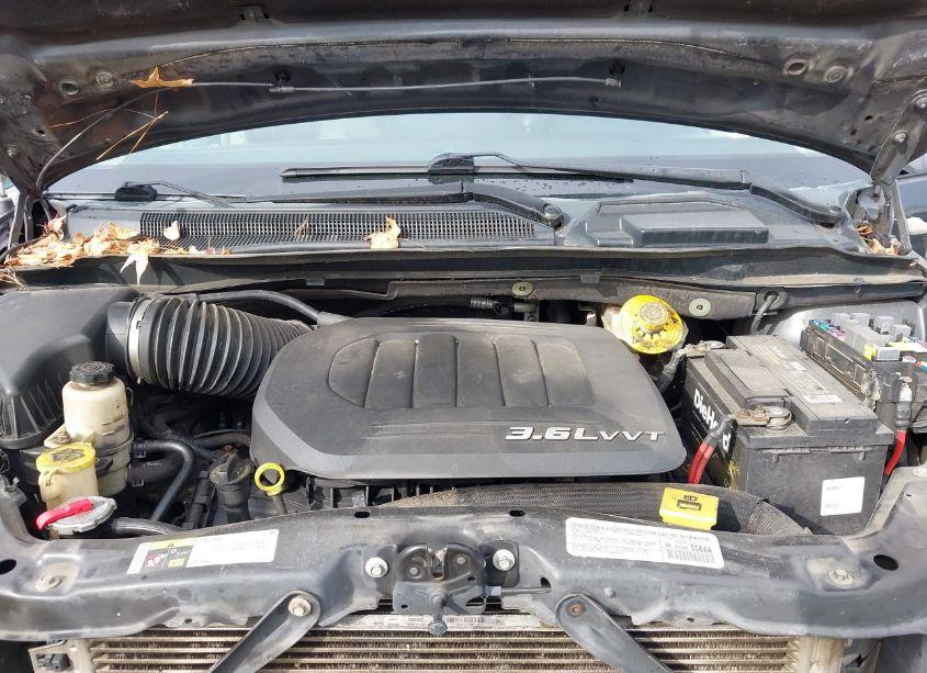 Photo 10 of 2014 Chrysler Town & COUNTRY TOURING (VIN 2C4RC1BG8ER435148)