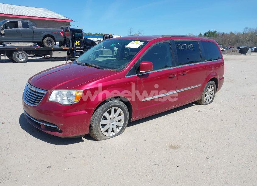 Photo 2 of 2014 Chrysler Town & COUNTRY TOURING (VIN 2C4RC1BG8ER437451)