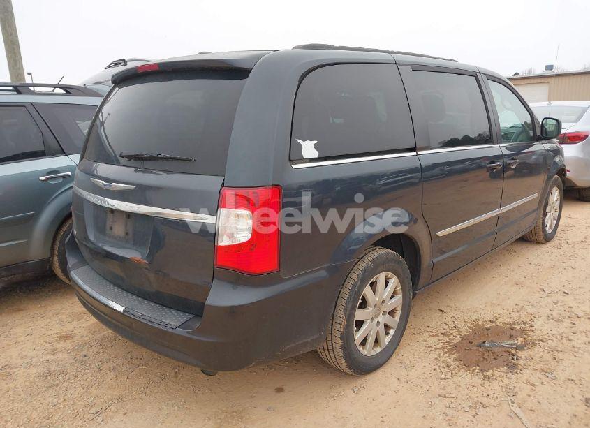 Photo 4 of 2014 Chrysler Town & COUNTRY TOURING (VIN 2C4RC1BG8ER444903)