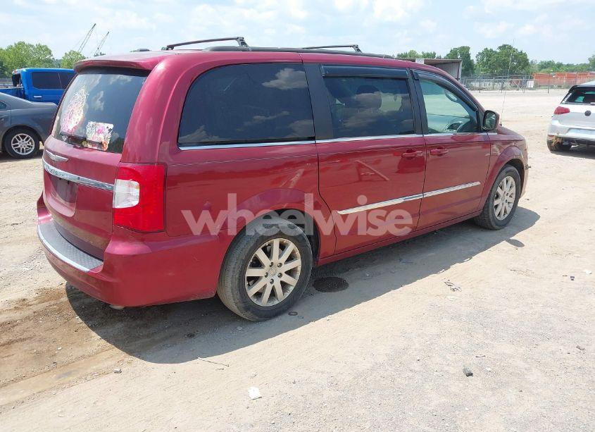 Photo 4 of 2014 Chrysler Town & COUNTRY TOURING (VIN 2C4RC1BG8ER445033)