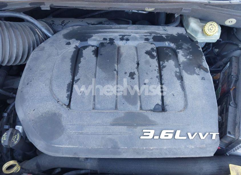 Photo 10 of 2015 Chrysler Town & COUNTRY TOURING (VIN 2C4RC1BG8FR551564)