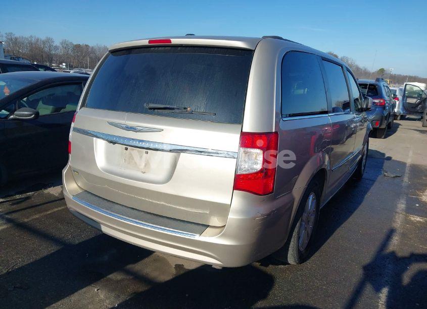 Photo 4 of 2015 Chrysler Town & COUNTRY TOURING (VIN 2C4RC1BG8FR551564)