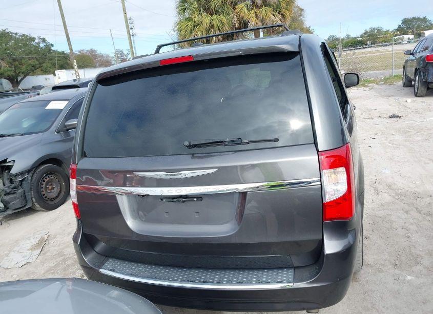 Photo 16 of 2015 Chrysler Town & COUNTRY TOURING (VIN 2C4RC1BG8FR553959)