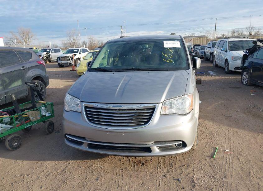 Photo 12 of 2015 Chrysler Town & COUNTRY TOURING (VIN 2C4RC1BG8FR602237)