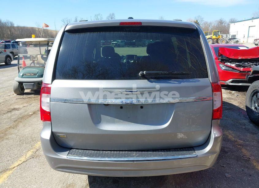 Photo 16 of 2015 Chrysler Town & COUNTRY TOURING (VIN 2C4RC1BG8FR608782)
