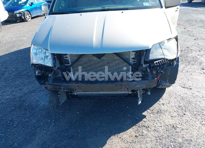 Photo 6 of 2015 Chrysler Town & COUNTRY TOURING (VIN 2C4RC1BG8FR620186)