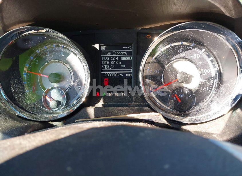 Photo 7 of 2015 Chrysler Town & COUNTRY TOURING (VIN 2C4RC1BG8FR620186)