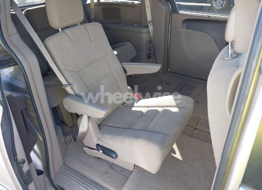 Photo 8 of 2015 Chrysler Town & COUNTRY TOURING (VIN 2C4RC1BG8FR620186)