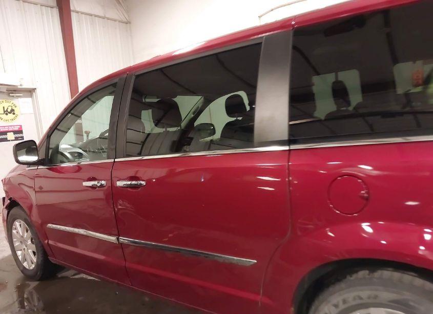 Photo 15 of 2015 Chrysler Town & COUNTRY TOURING (VIN 2C4RC1BG8FR620995)