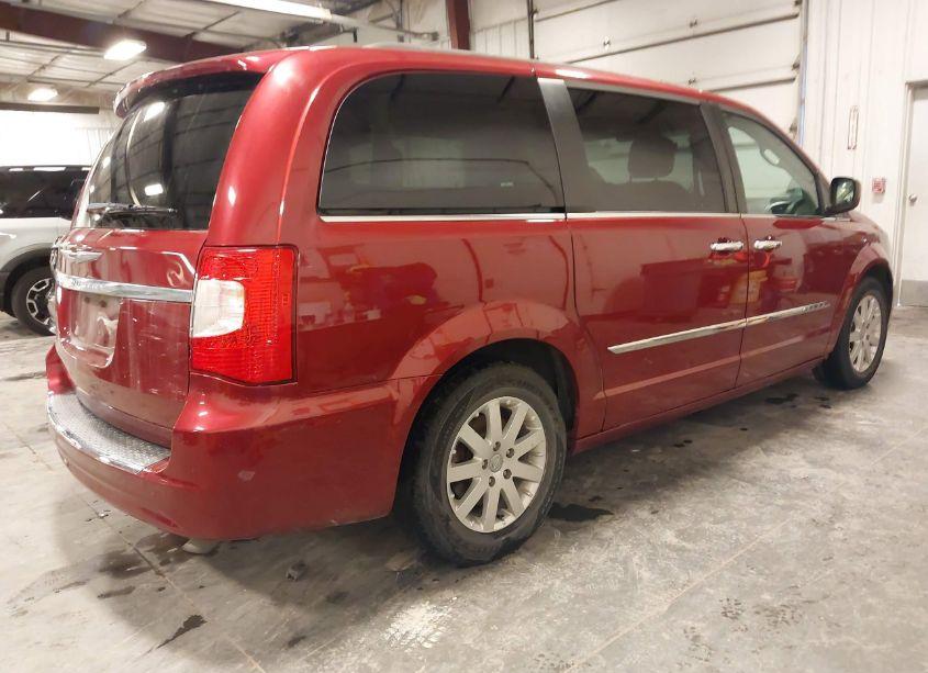 Photo 4 of 2015 Chrysler Town & COUNTRY TOURING (VIN 2C4RC1BG8FR620995)