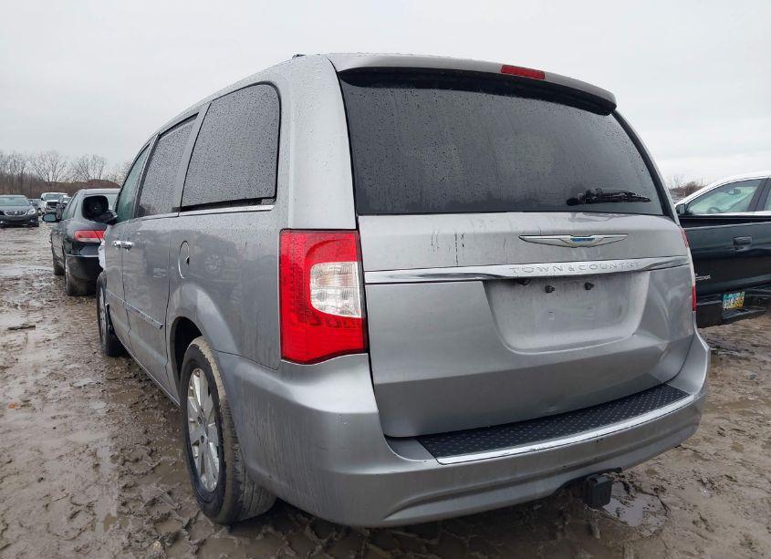 Photo 3 of 2015 Chrysler Town & COUNTRY TOURING (VIN 2C4RC1BG8FR656637)