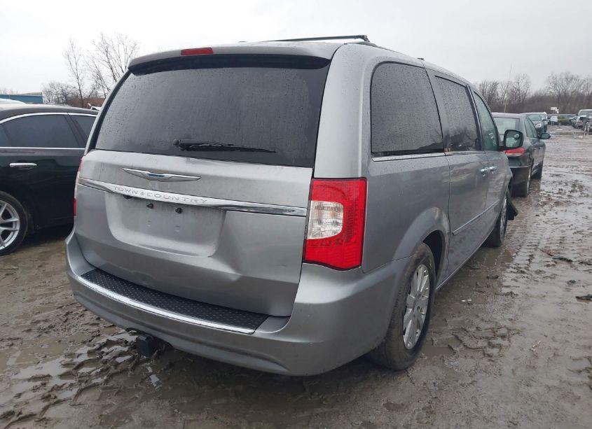 Photo 4 of 2015 Chrysler Town & COUNTRY TOURING (VIN 2C4RC1BG8FR656637)
