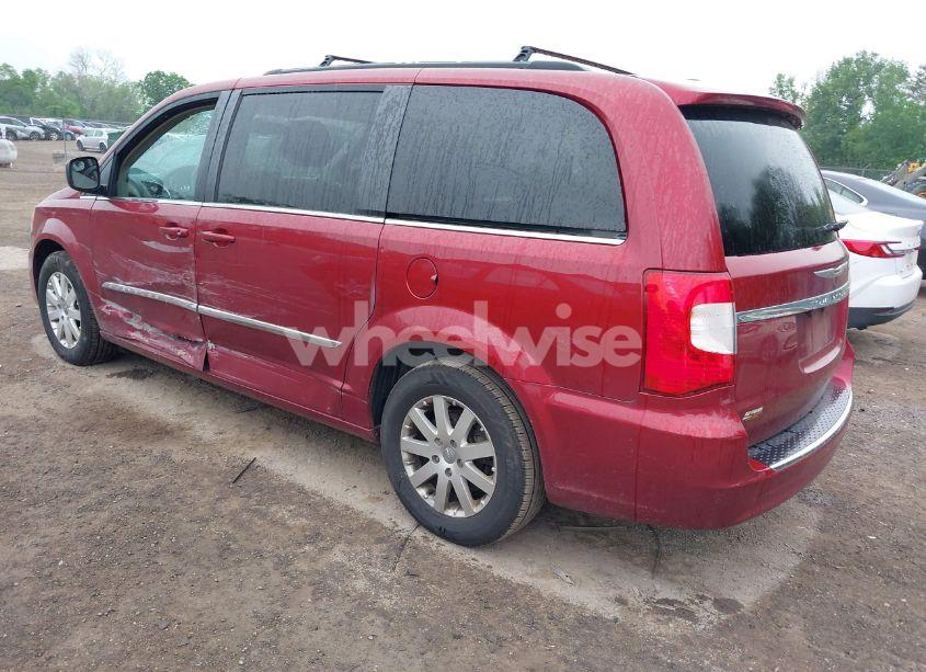 Photo 3 of 2015 Chrysler Town & COUNTRY TOURING (VIN 2C4RC1BG8FR697950)