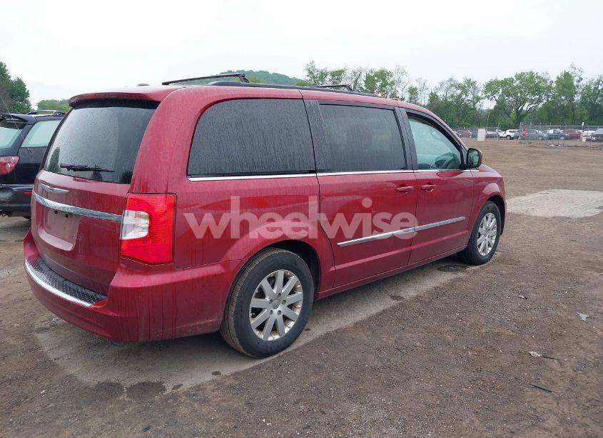 Photo 4 of 2015 Chrysler Town & COUNTRY TOURING (VIN 2C4RC1BG8FR697950)