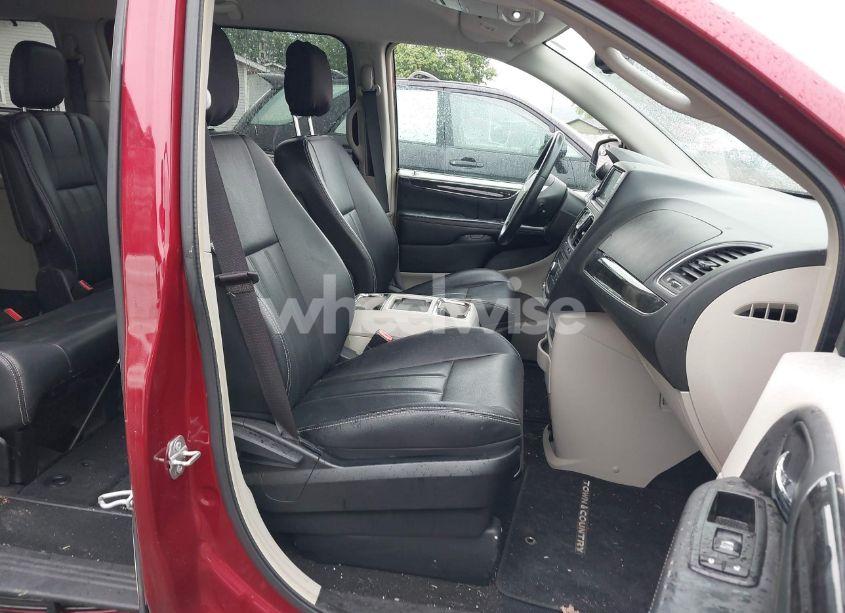 Photo 5 of 2015 Chrysler Town & COUNTRY TOURING (VIN 2C4RC1BG8FR697950)