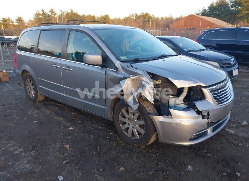 2015 Chrysler Town & COUNTRY TOURING (VIN 2C4RC1BG8FR742921) main photo